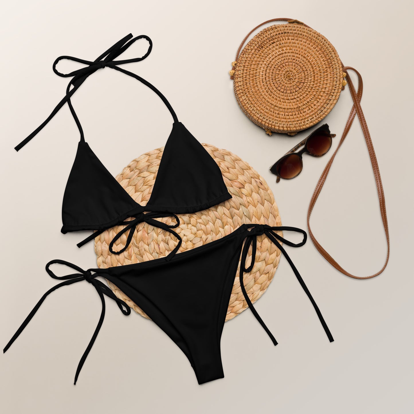 Black string bikini